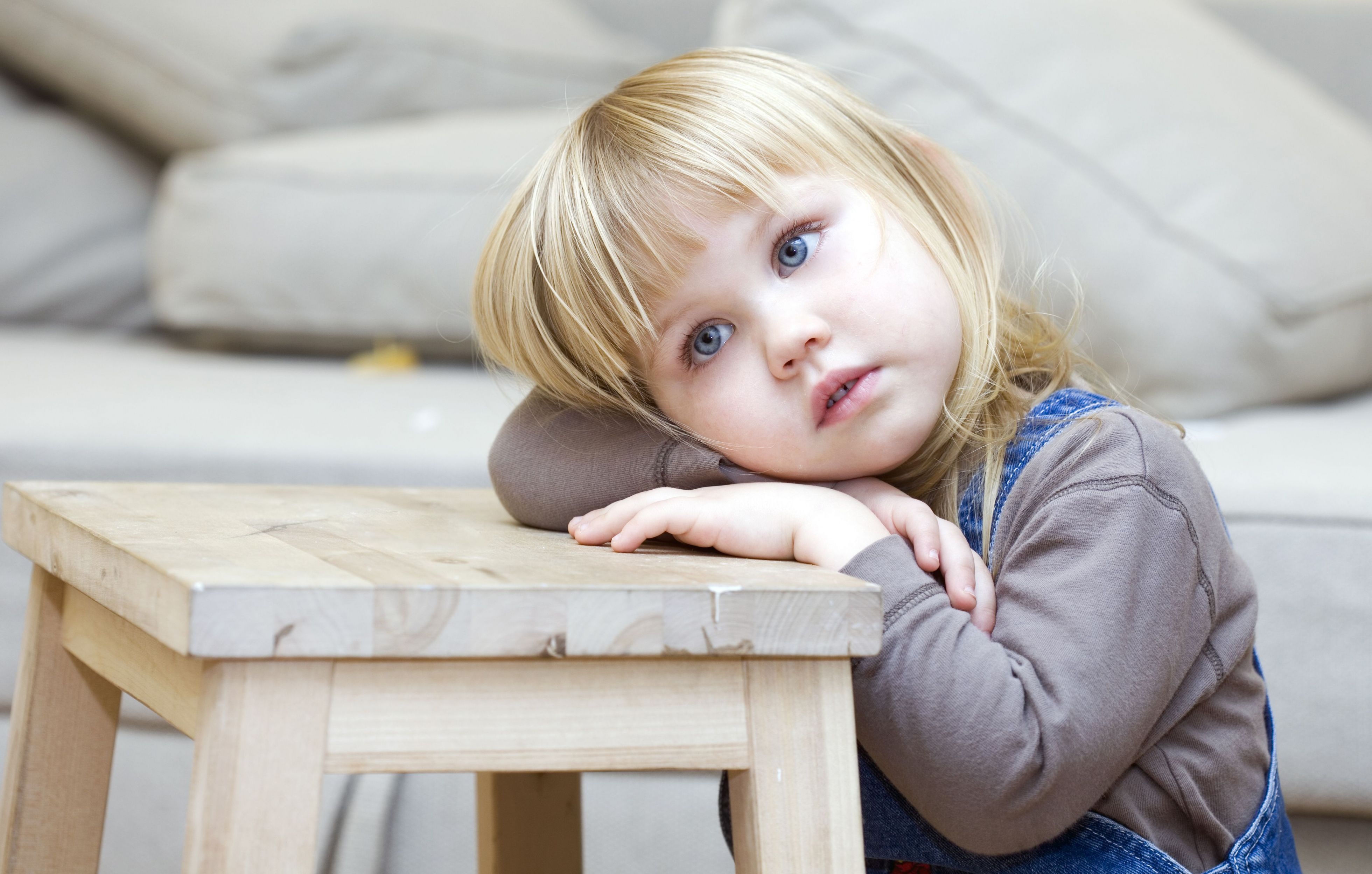 چگونه به کودک حساس خود کمک کنیم؟ - مرکز خدمات روانشناسی و مشاوره احیا