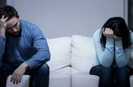 بررسی هفت مرحله غم و اندوه مرتبط با طلاق و جدایی: اگر در شرف طلاق و جدایی هستید پیشنهاد می کنم این مطلب را بخوانید.